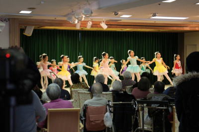 ���[�t���b�g�~���[�Y